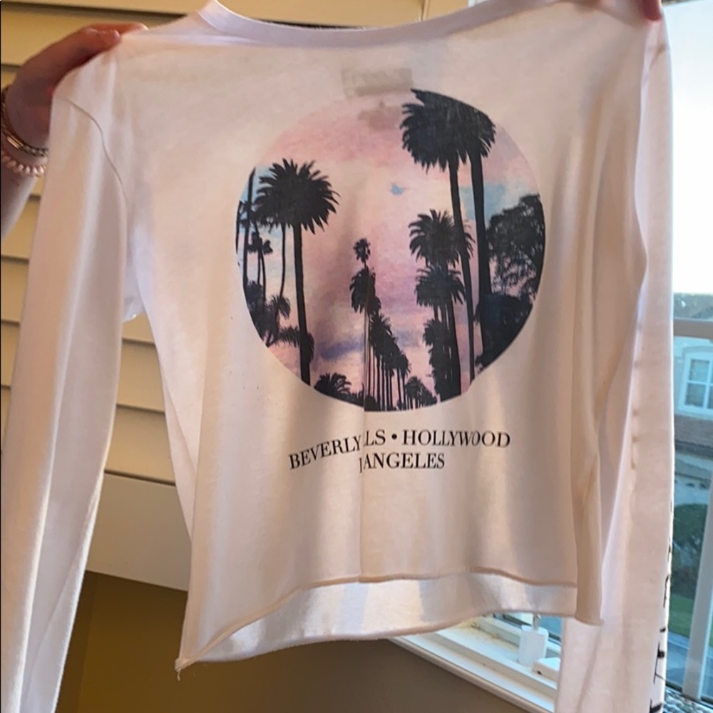 Hollister top never worn